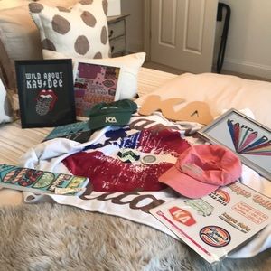 Super cute collection of Kappa Delta items❤️